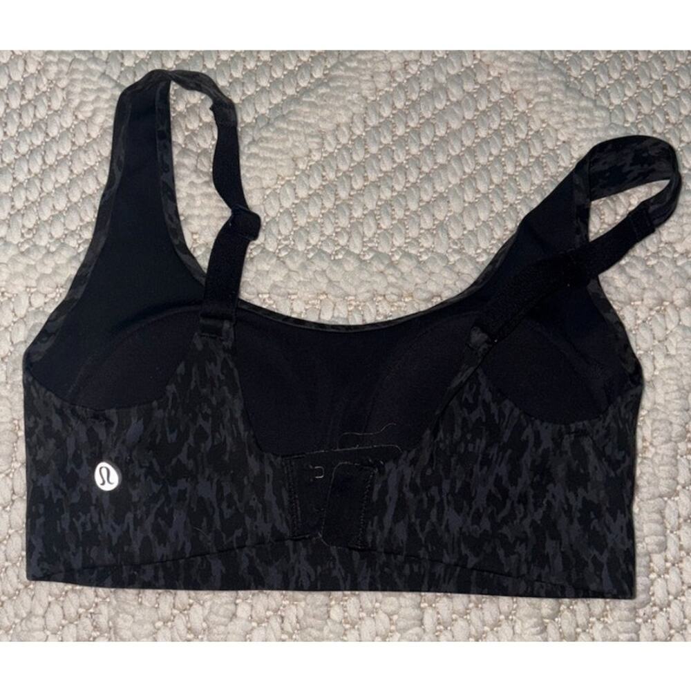 Womens Lululemon In Alignment Straight-Strap Bra Size 4 - Picture 3 of 4